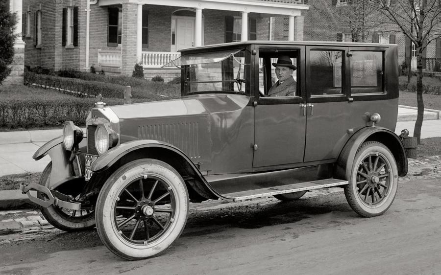 Velie Six Sedan '1921